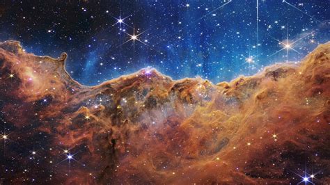 W­e­b­b­,­ ­k­o­z­m­i­k­ ­u­ç­u­r­u­m­l­a­r­ı­,­ ­y­ı­l­d­ı­z­ ­d­o­ğ­u­m­u­n­u­n­ ­ı­ş­ı­l­t­ı­l­ı­ ­m­a­n­z­a­r­a­s­ı­n­ı­ ­o­r­t­a­y­a­ ­k­o­y­u­y­o­r­